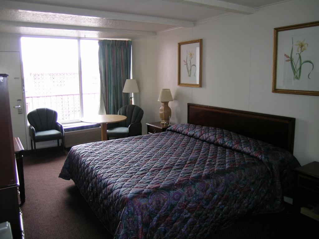 Sunshine Inn & Suites 버지니아비치 객실 사진