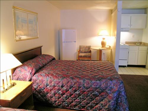 Sunshine Inn & Suites 버지니아비치 객실 사진