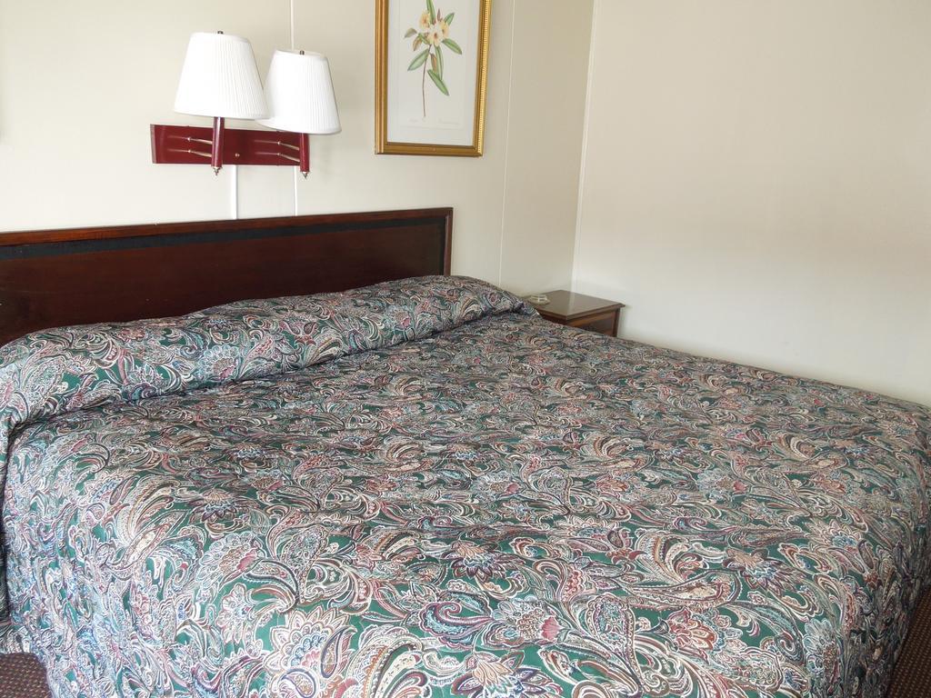 Sunshine Inn & Suites 버지니아비치 외부 사진